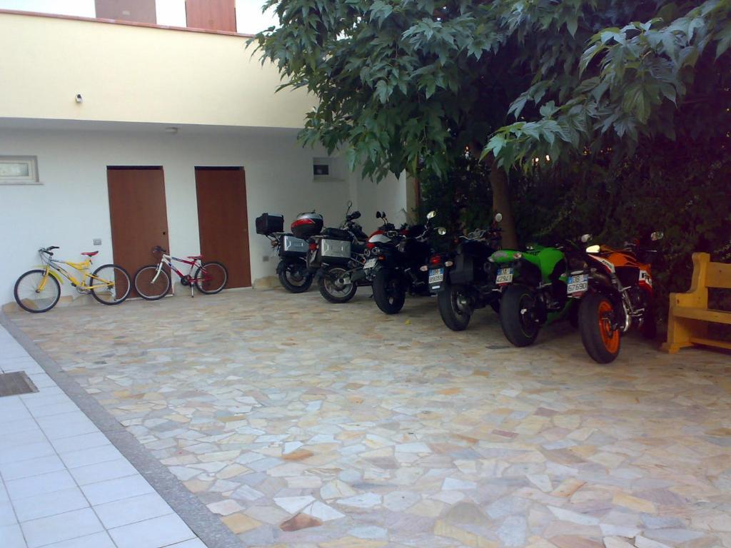 Meta Hotel ซานตา เตเรซา กัลลูรา ภายนอก รูปภาพ