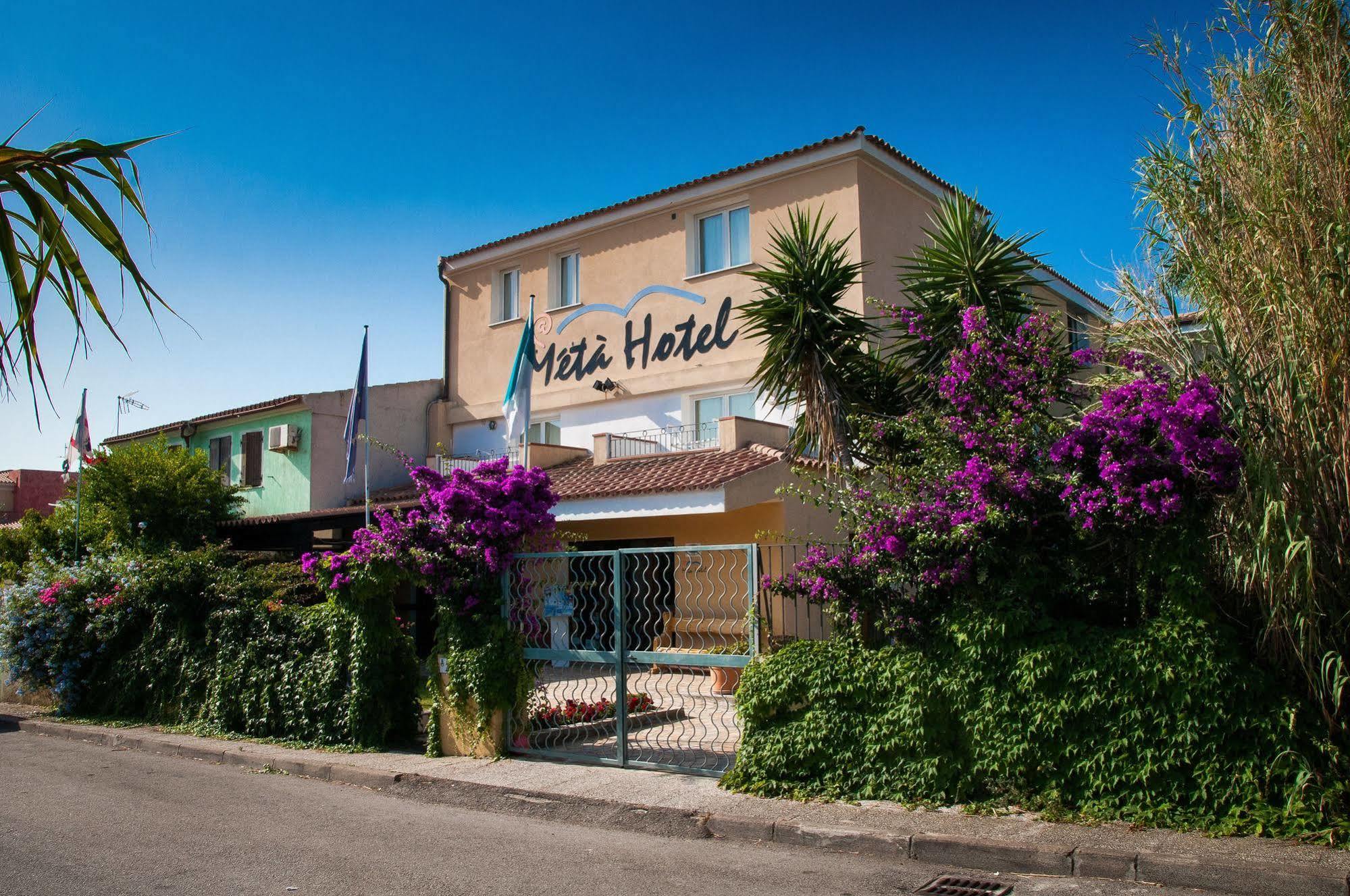 Meta Hotel ซานตา เตเรซา กัลลูรา ภายนอก รูปภาพ